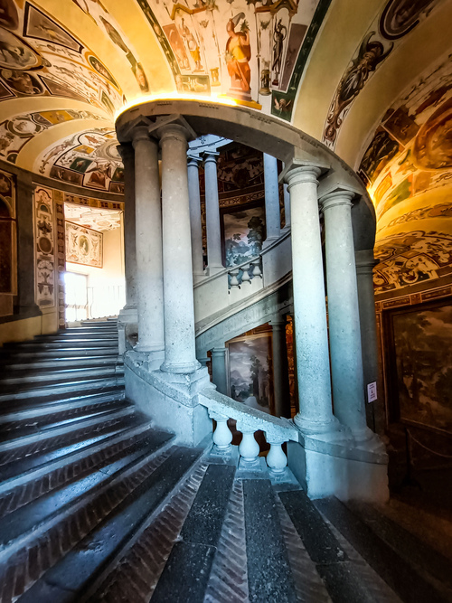 Visitare Palazzo Farnese