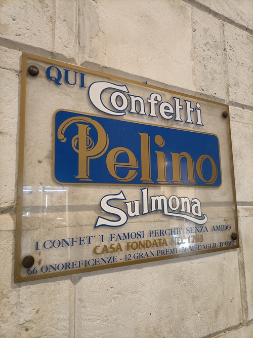 Confetti di Sulmona