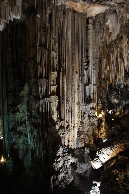 Visitare la Grotta di Nerja: gita di 1 giorno da Malaga