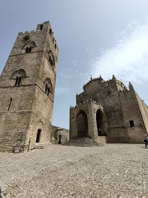 Cosa vedere a Erice: guida e itinerario di 1 giorno da Trapani