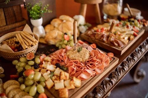 Piatti tipici dell’Umbria: 10 pietanze + 1 da provare assolutamente Tagliere Umbria piatti tipici dell'umbria