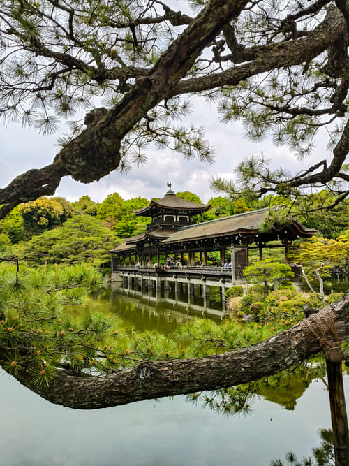 10 templi giapponesi da visitare assolutamente: la mia classifica Santuario Heian Jingu 10 templi giapponesi da visitare assolutamente: la mia classifica