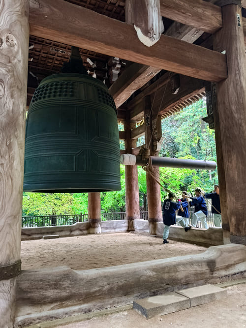 Luoghi imperdibili da visitare a Kyoto in 4 giorni: i must see Campana sacra Kyoto Luoghi imperdibili da visitare a Kyoto in 4 giorni: i must see