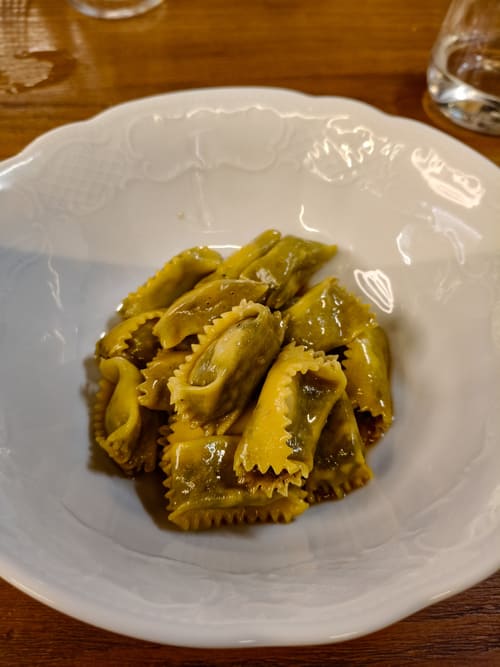 3 posti dove mangiare piatti tipici nelle Langhe spendendo poco IMG20250812202300 3 posti dove mangiare piatti tipici nelle Langhe spendendo poco