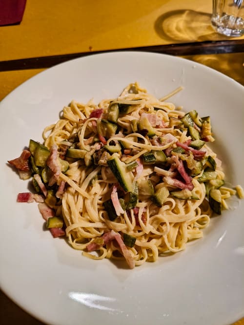 3 posti dove mangiare piatti tipici nelle Langhe spendendo poco IMG20250814203738 3 posti dove mangiare piatti tipici nelle Langhe spendendo poco